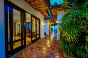4 bedroom Beachfront Villa Rose